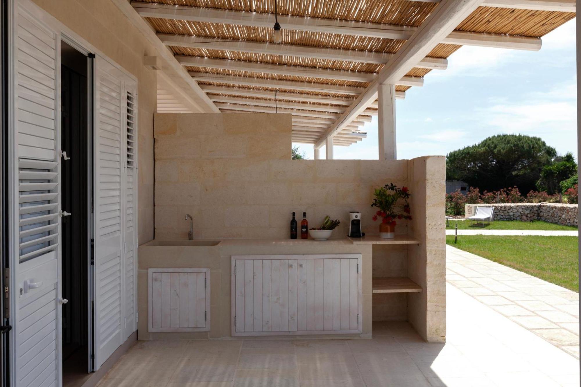 Villa La Reimunda - Happy Rentals Otranto Exterior photo