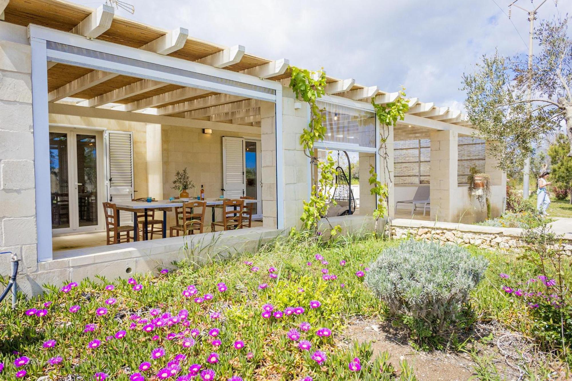 Villa La Reimunda - Happy Rentals Otranto Exterior photo