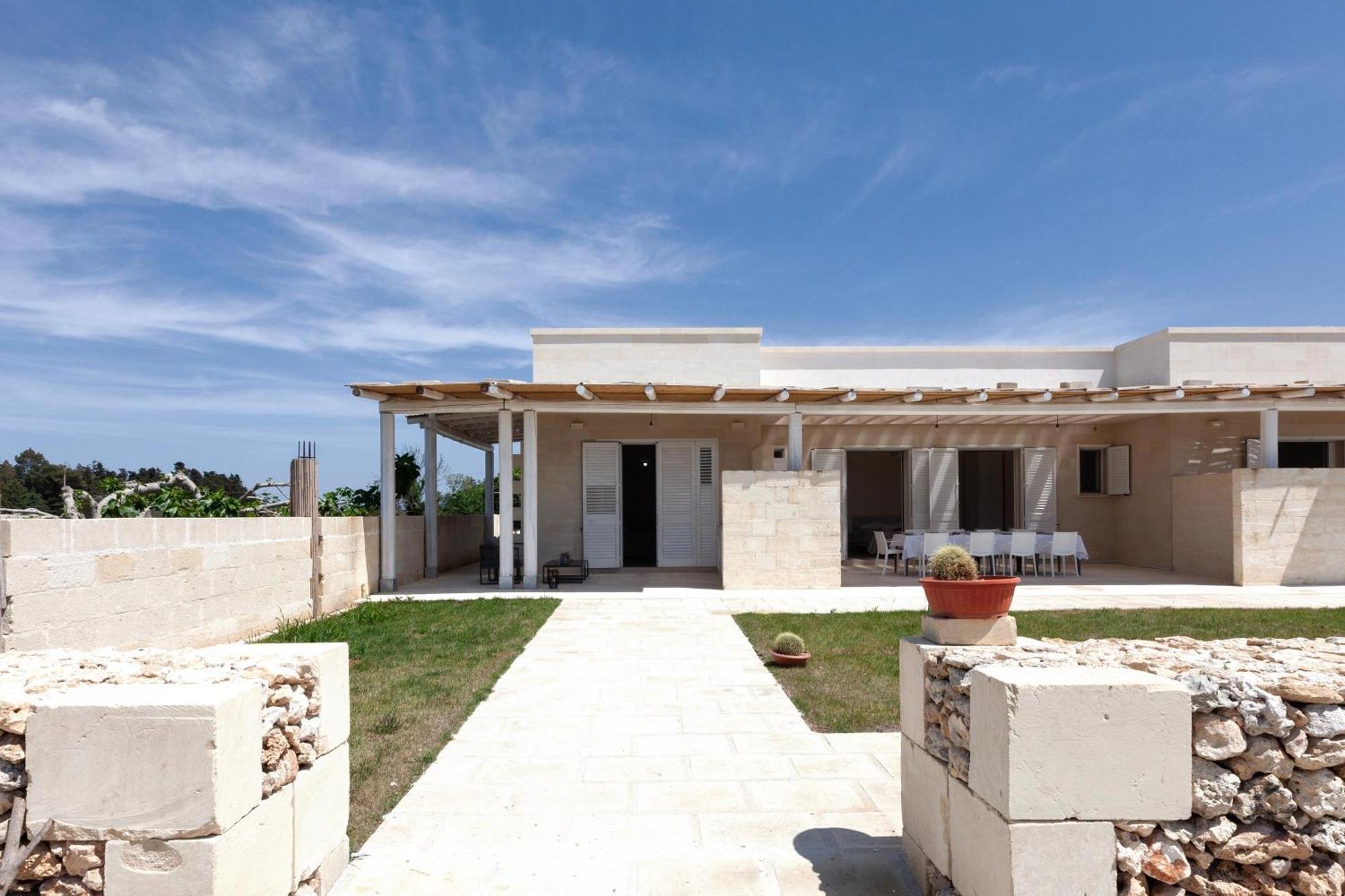 Villa La Reimunda - Happy Rentals Otranto Exterior photo
